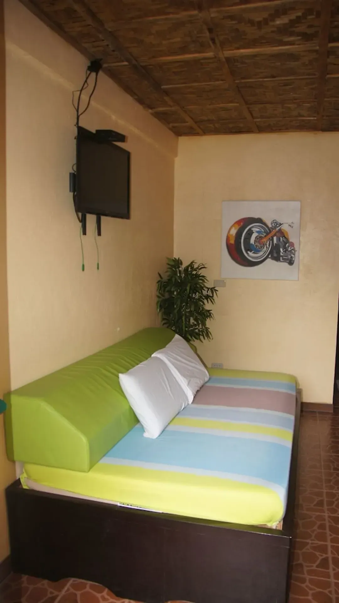 Room amenity