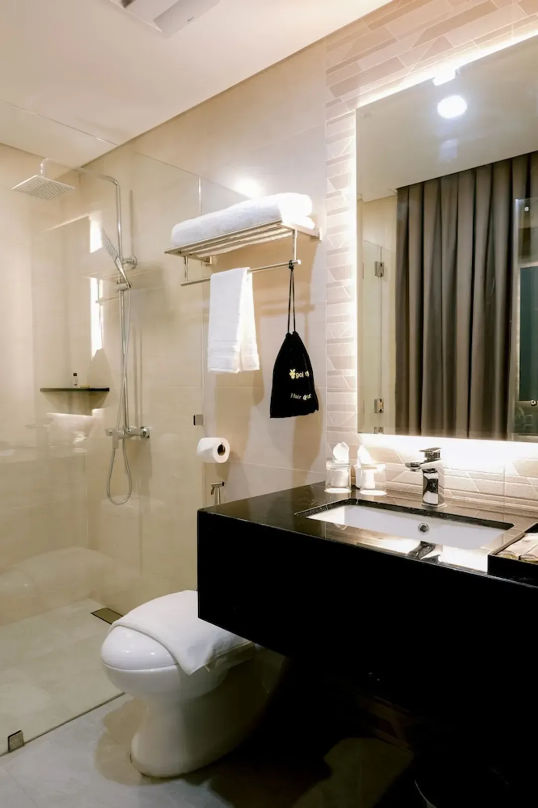 Bathroom shower