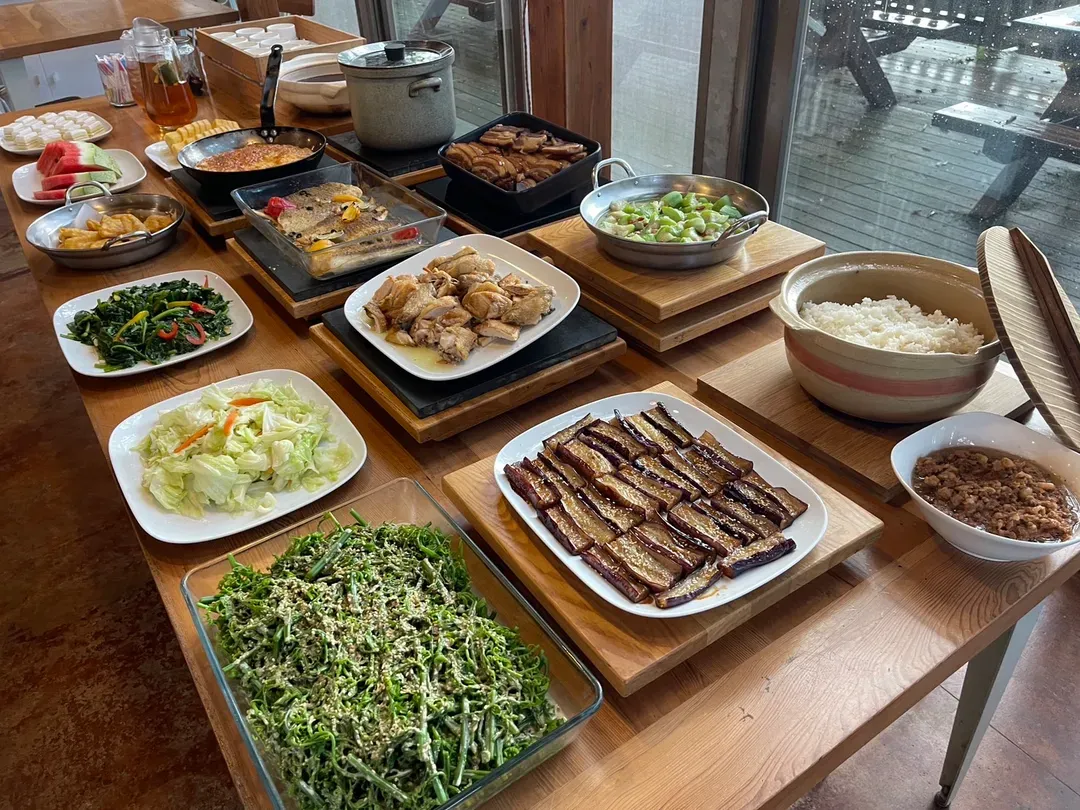 봉황·숲의 노래 | 아늑한 캐빈, 무료 공원 입장권 및 체크인 시 가이드 투어 제공-13