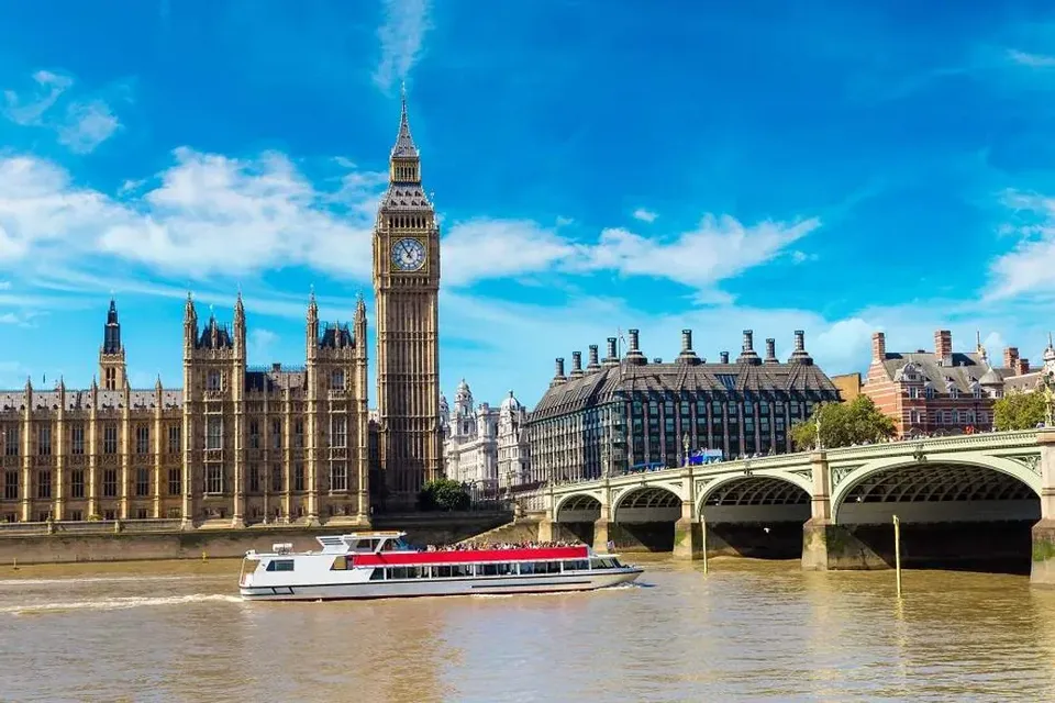 歐洲跟團,西歐跟團,英國吉祥超值選~大英博物館、雙名校雙遊船、英倫大城小鎮、OUTLET購物八日