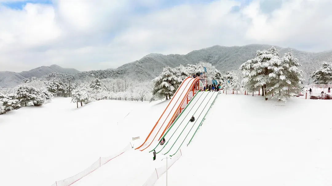 冰雪樂園 Snowy Land