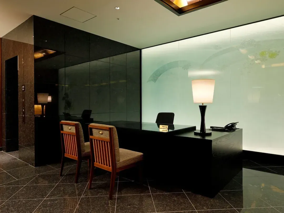 Concierge desk