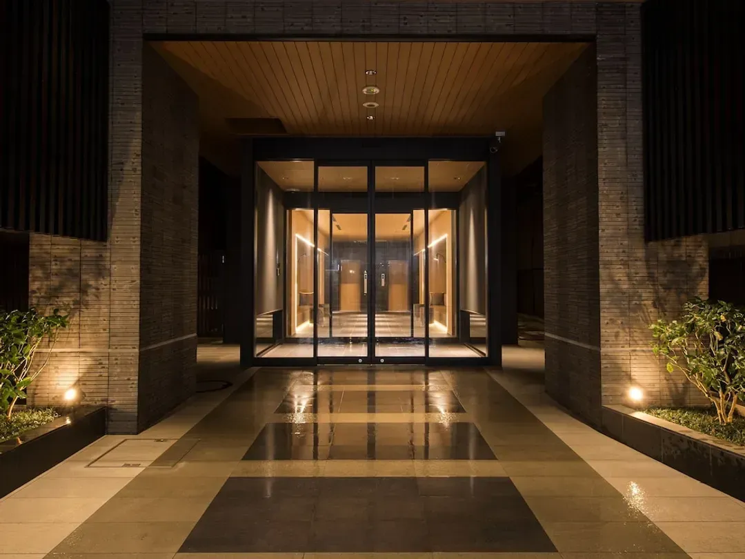 Primary image