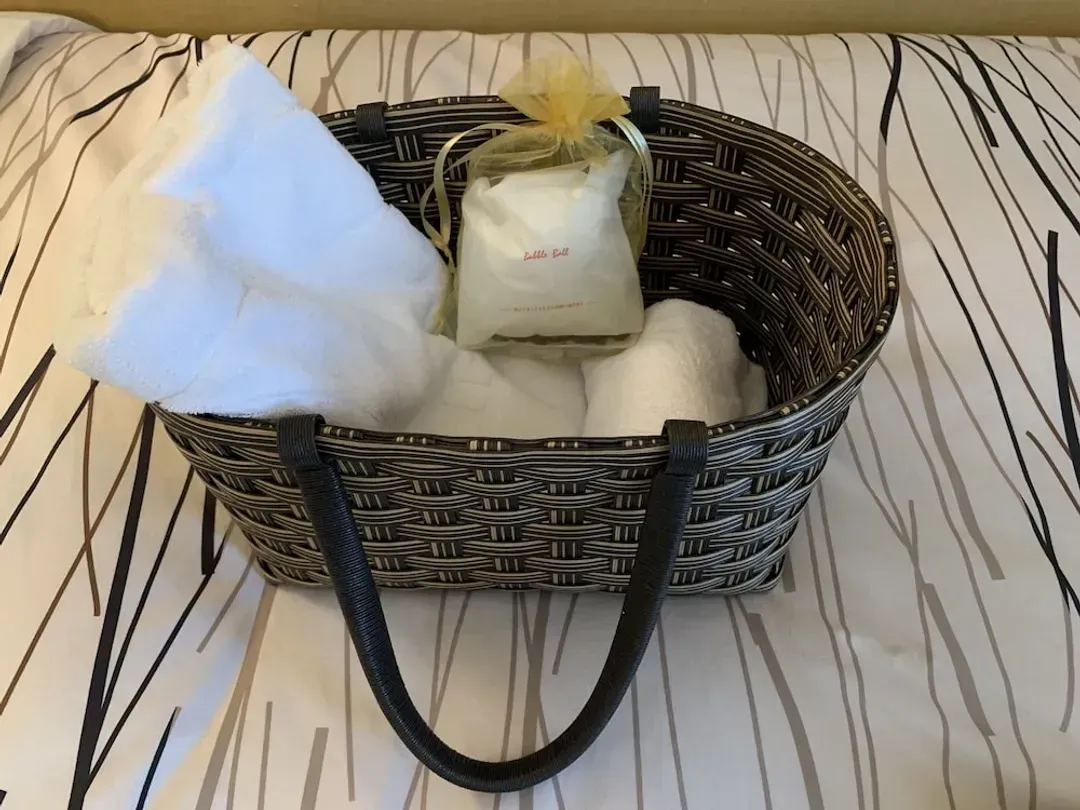 Room amenity