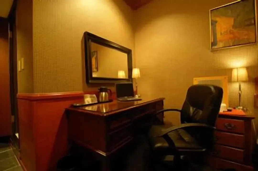 In-room business center