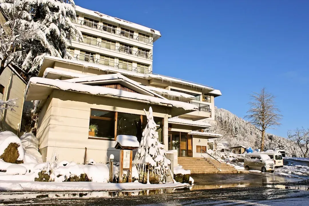 Niigata-ken-雪国的宿高半