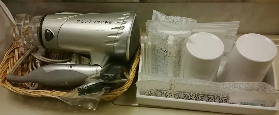 Bathroom amenities