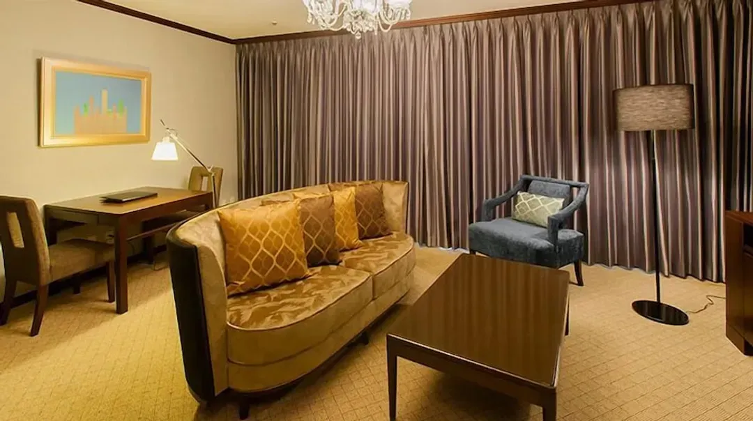 Room amenity