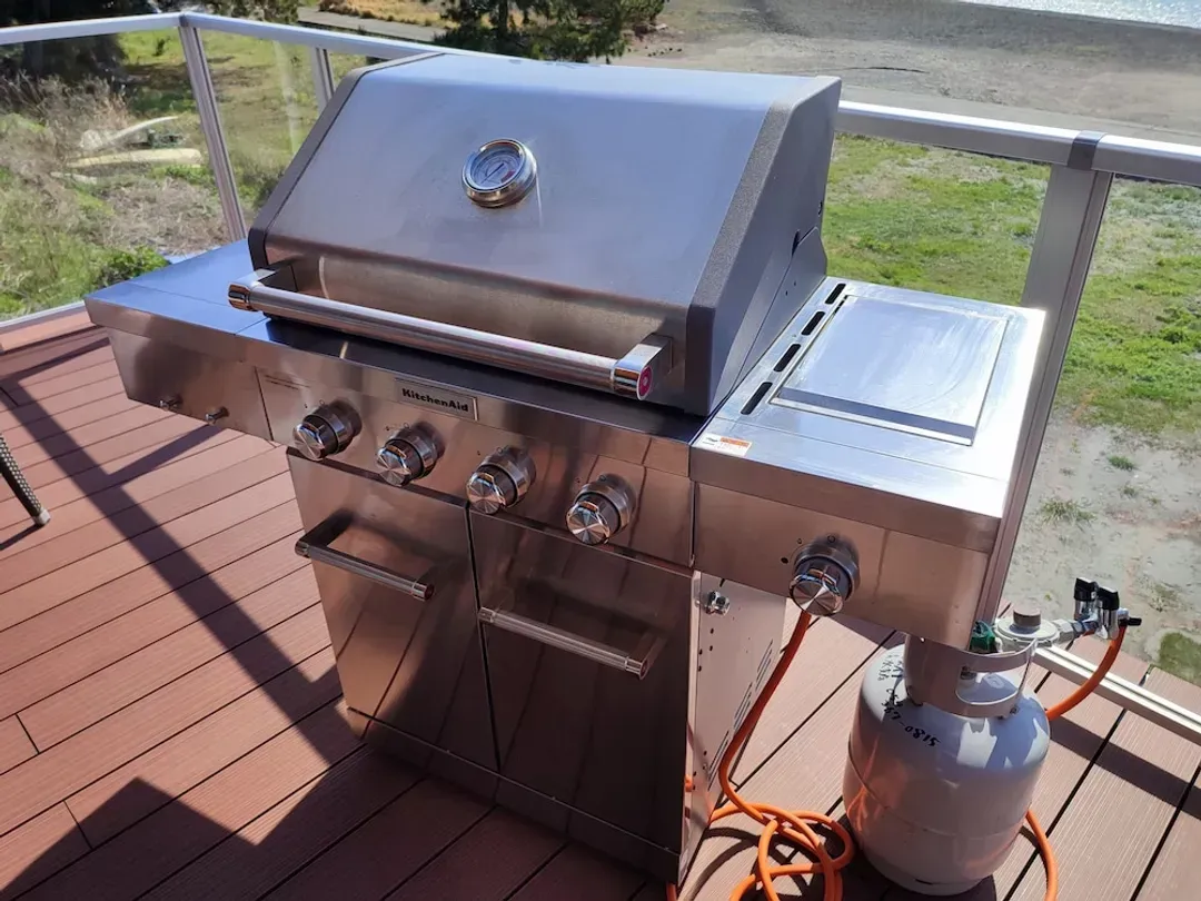 BBQ/picnic area