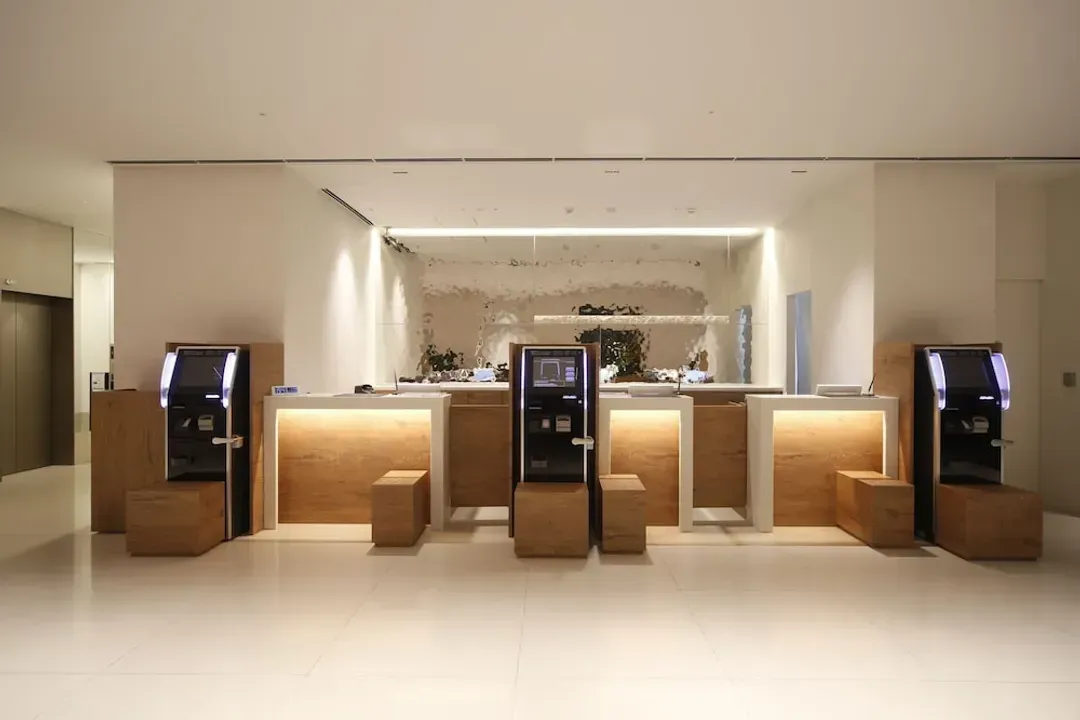 Check-in/check-out kiosk