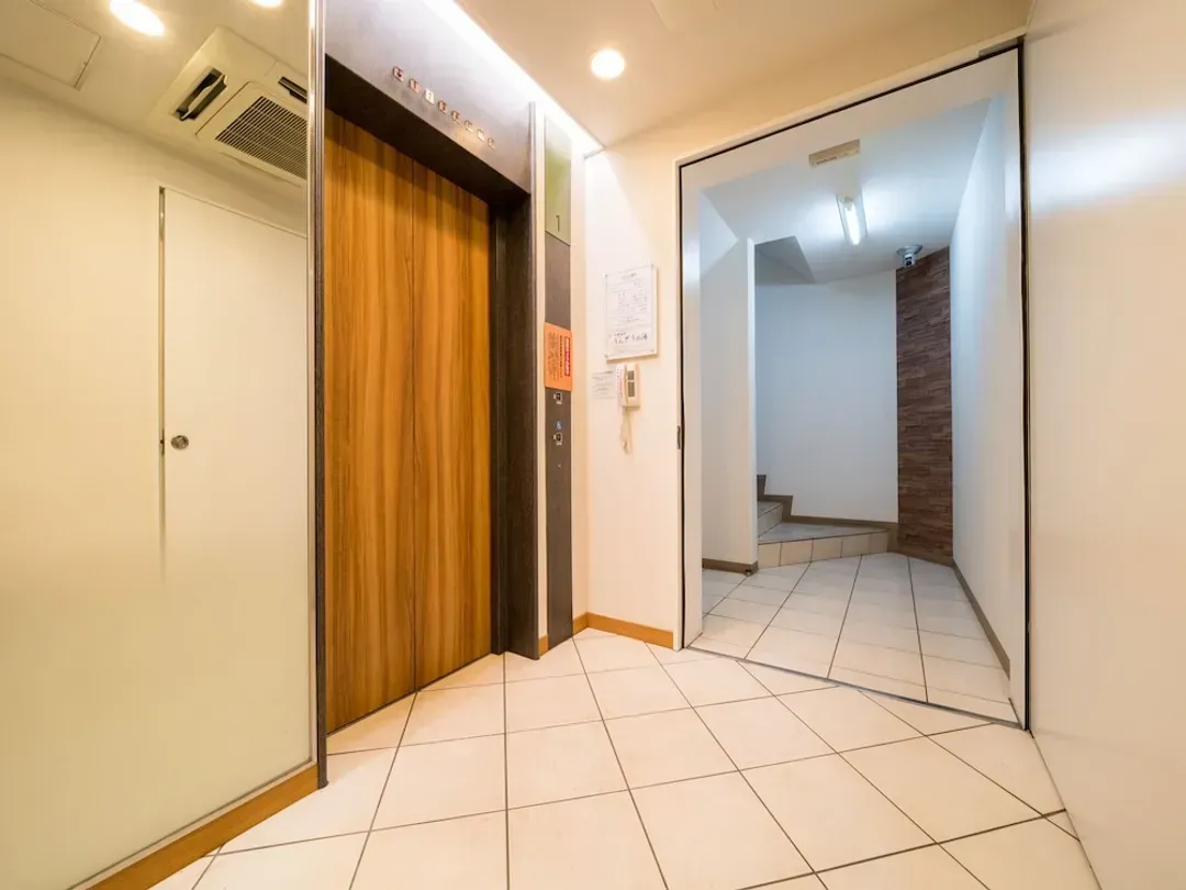 Elevator