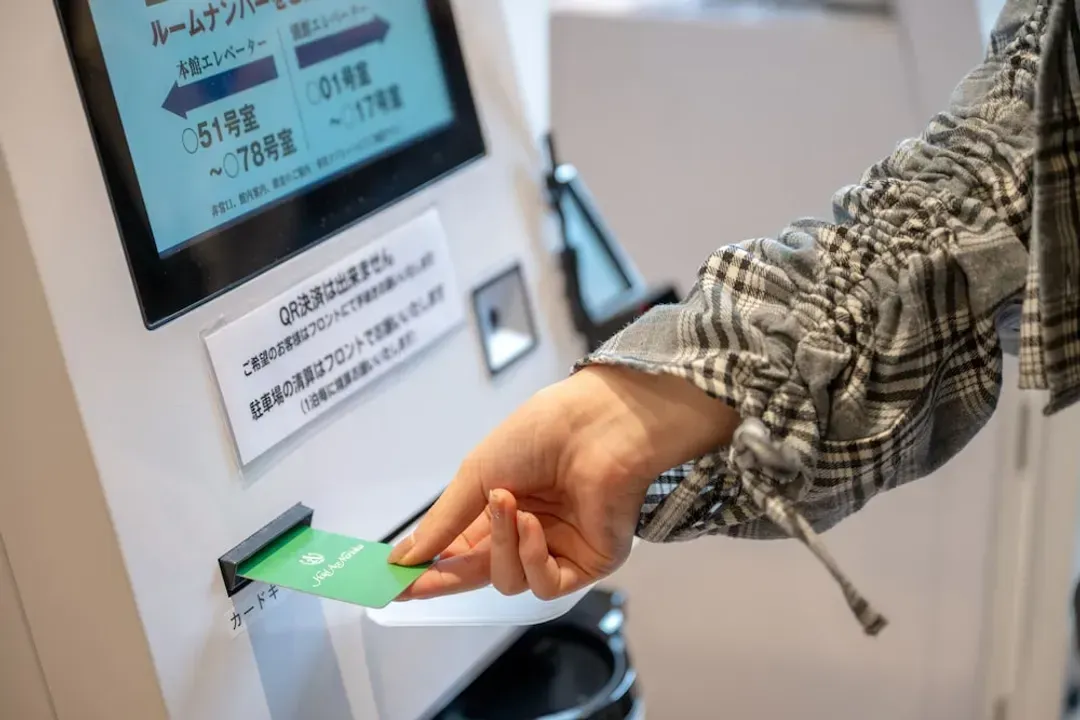 Check-in/check-out kiosk