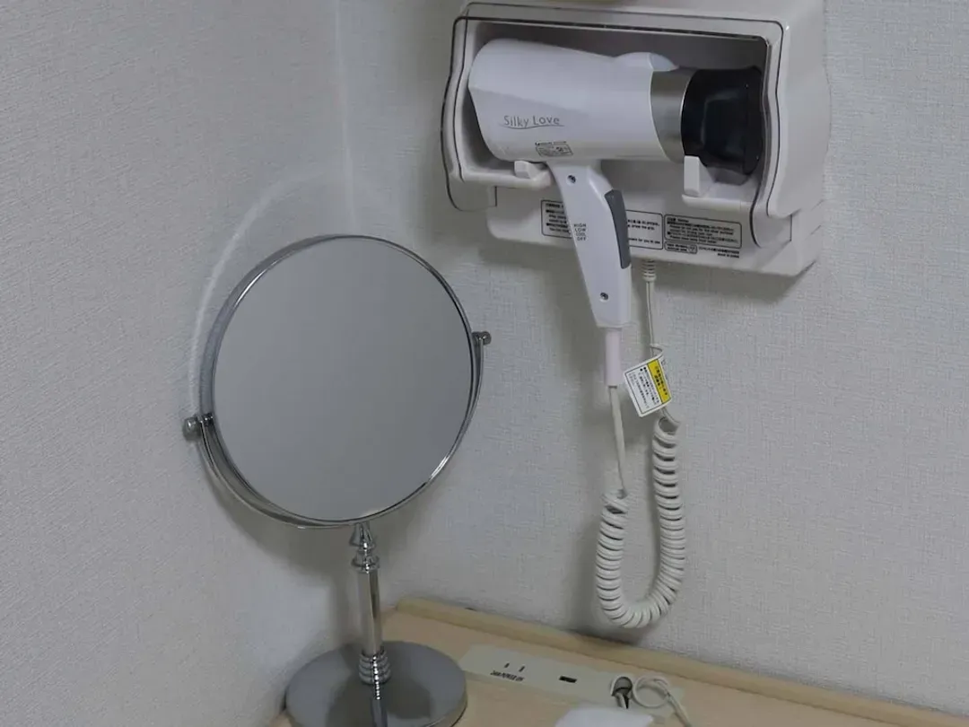 Room amenity