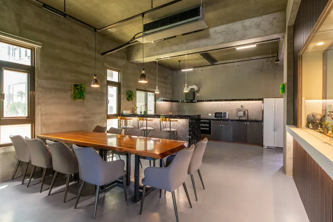 Rhino Homestay