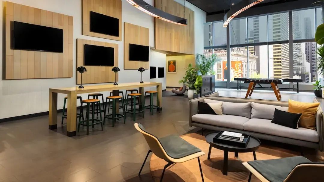Lobby lounge