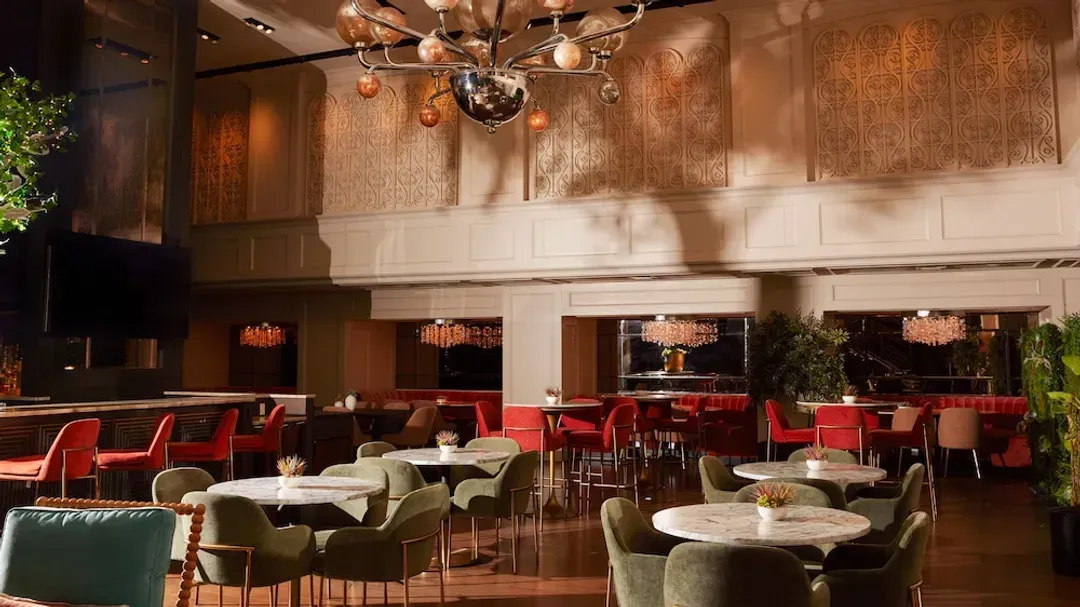 Lobby lounge
