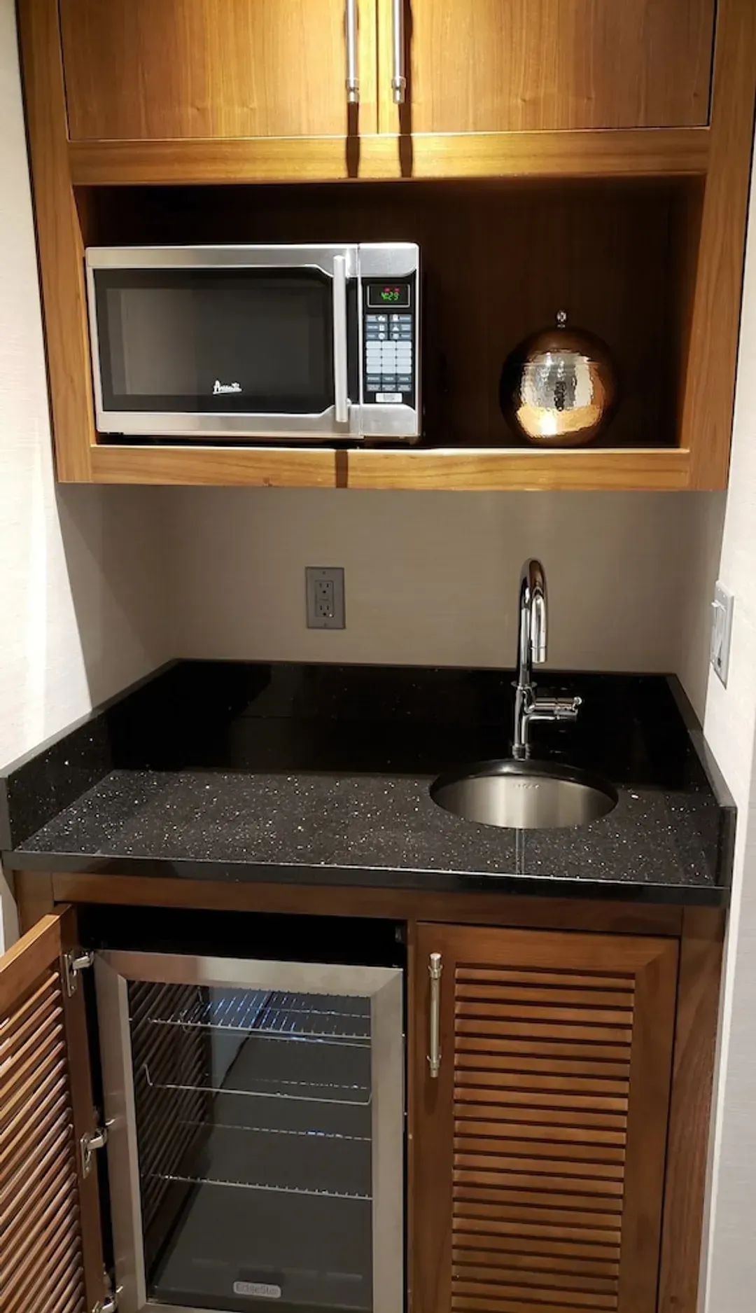 Private kitchenette