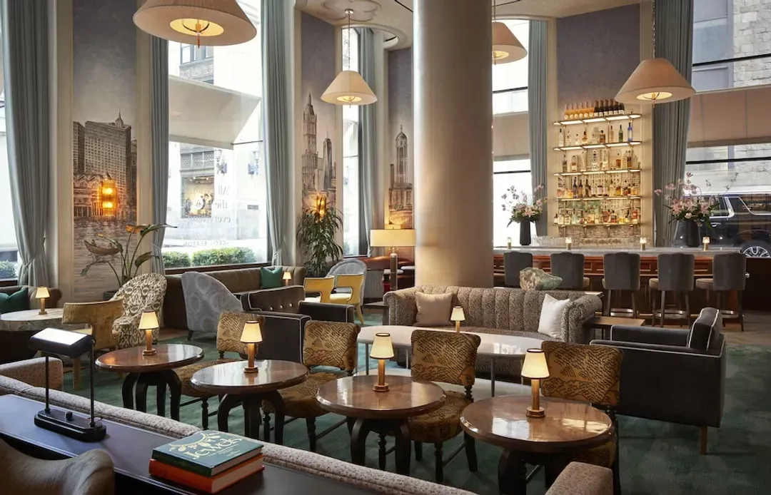 Lobby lounge