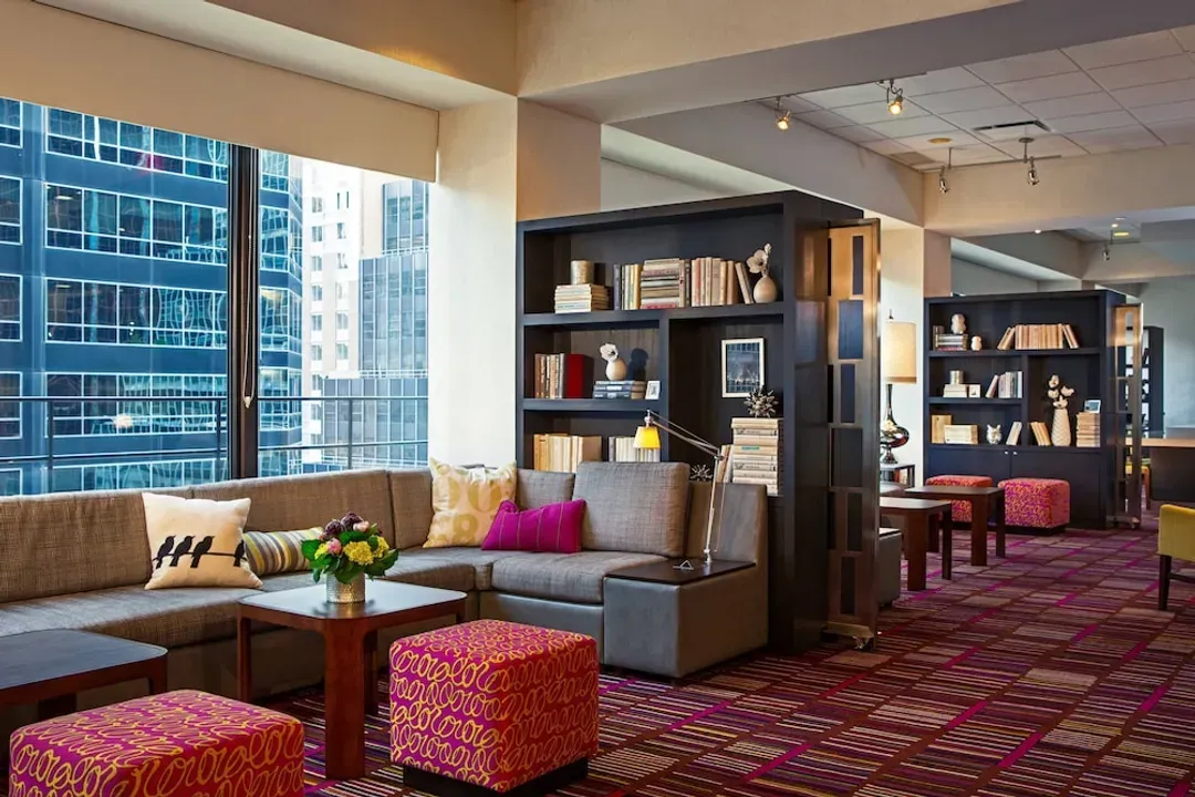 Lobby lounge