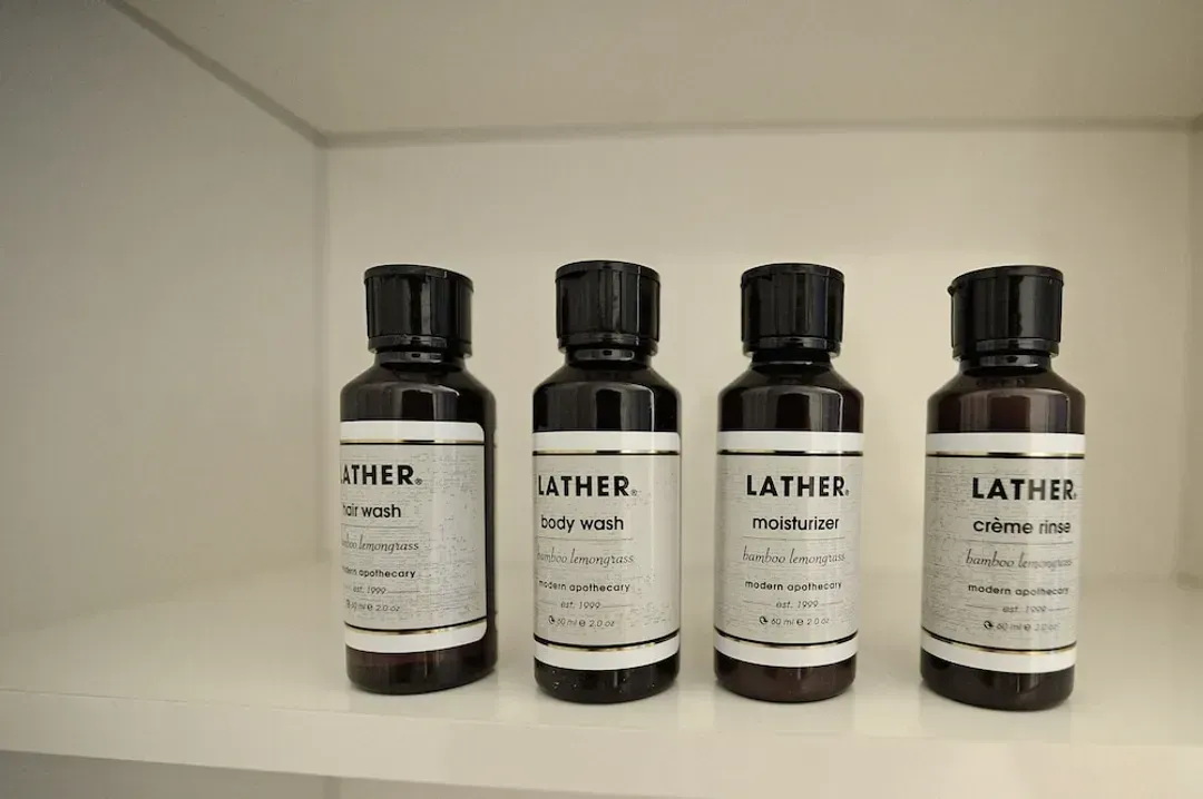 Bathroom amenities