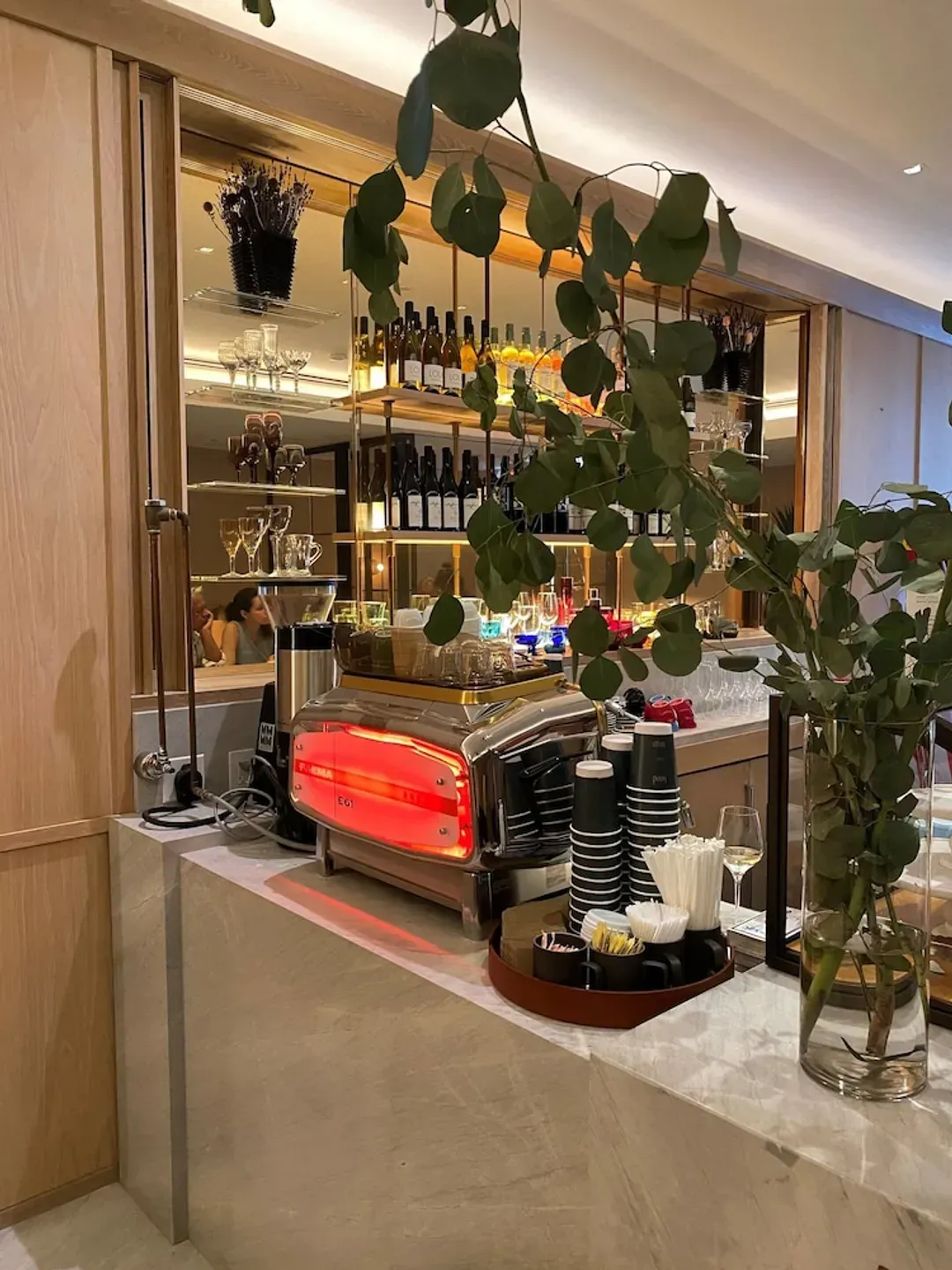 Breakfast area