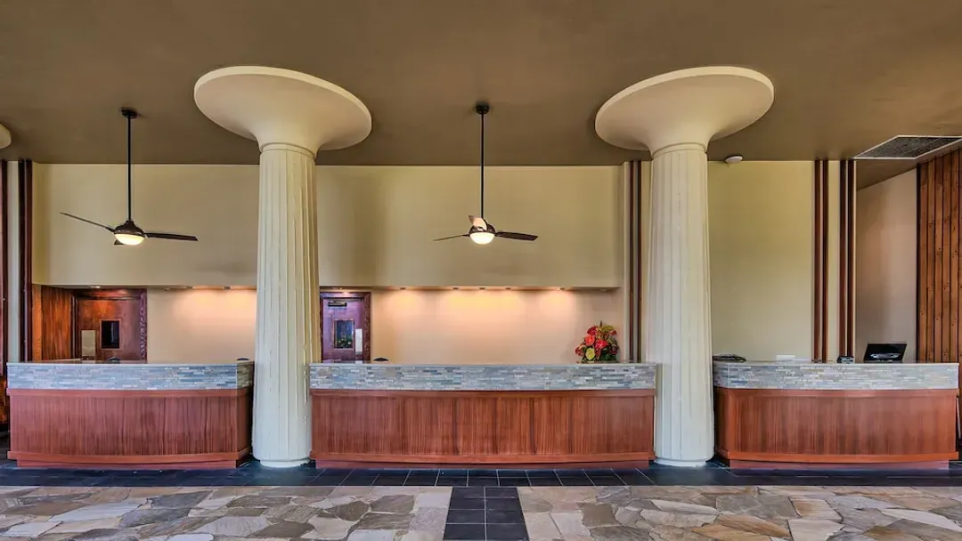 Check-in/check-out kiosk