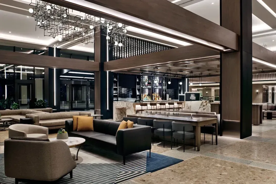 Lobby lounge