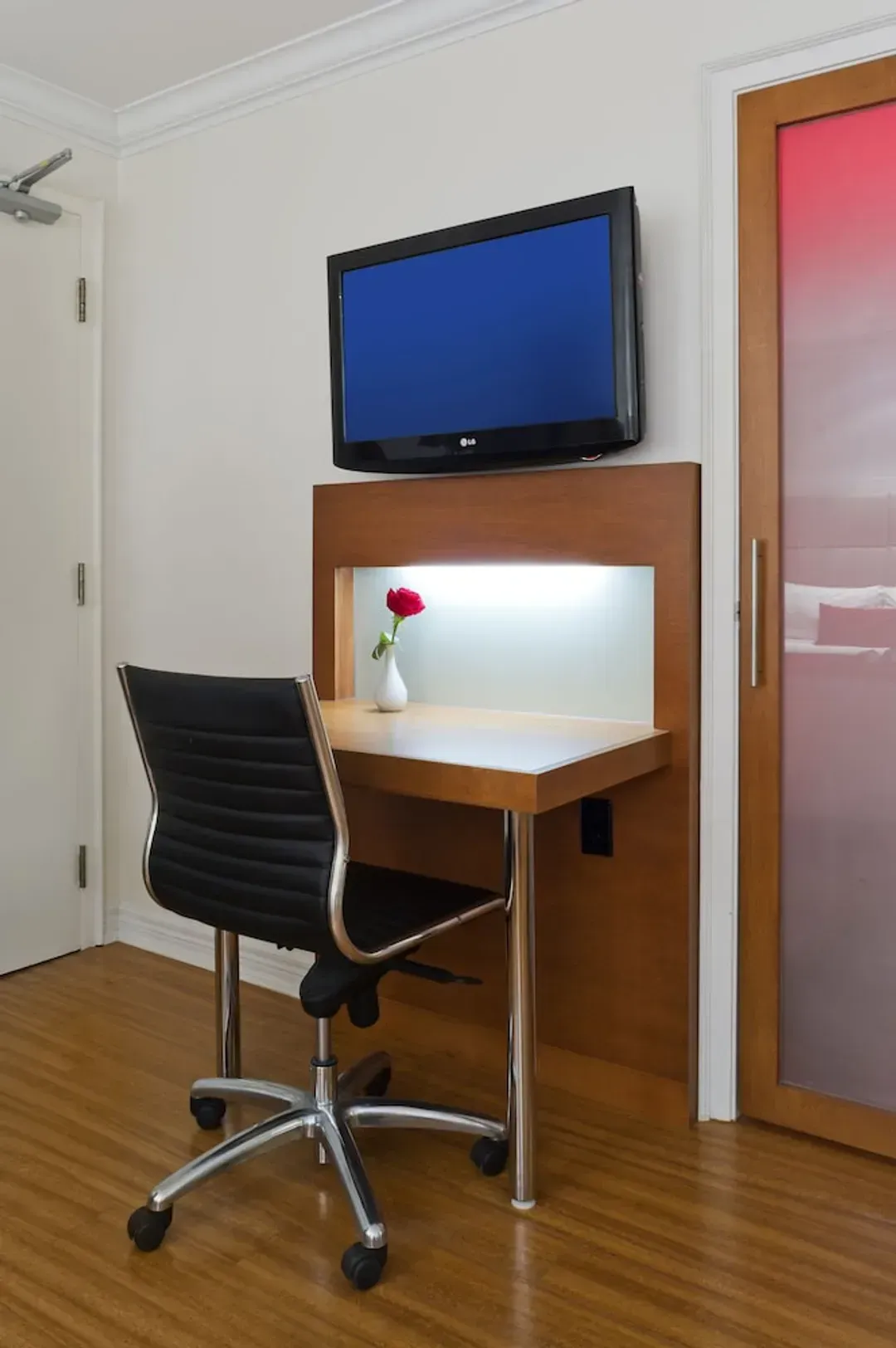 In-room business center