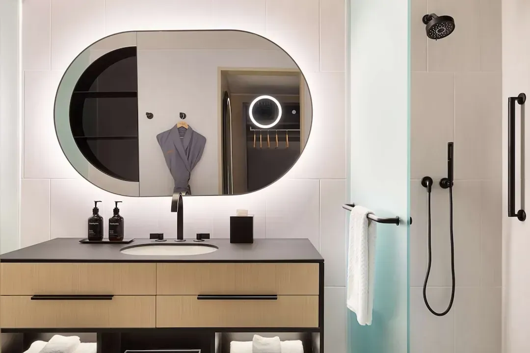Bathroom shower