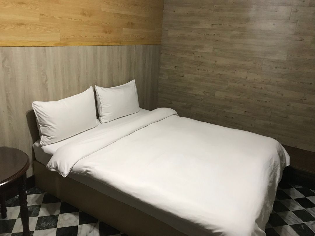 貴族旅社 l 近羅東夜市