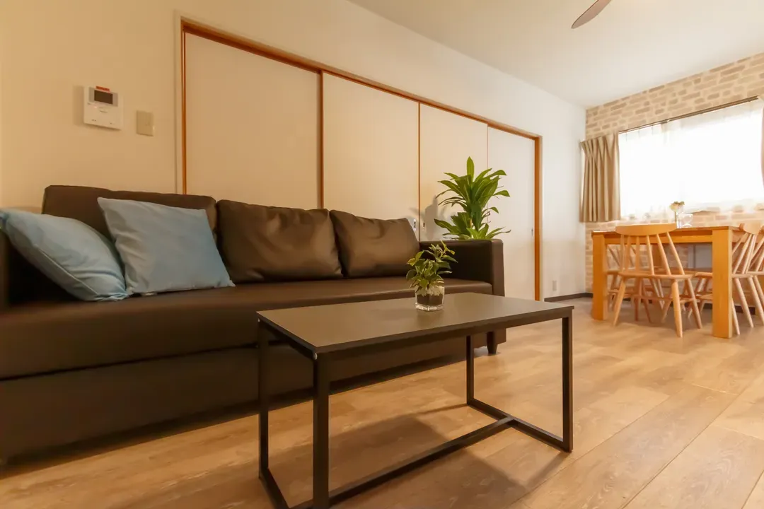 COMFORT 夕陽之丘｜多人入住/日本橋站步行10分/黑門市場步行3分