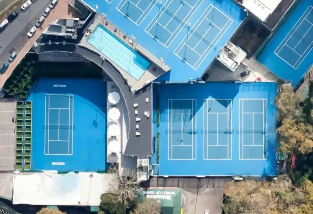 Tennis court