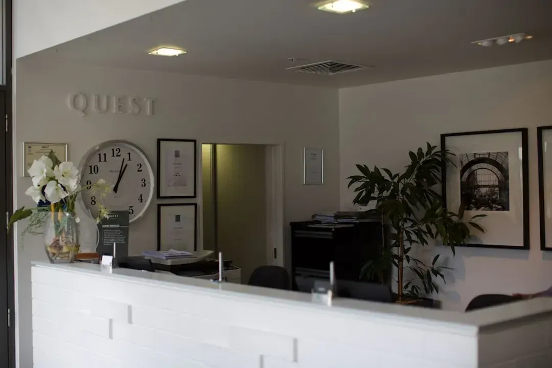 Check-in/check-out kiosk