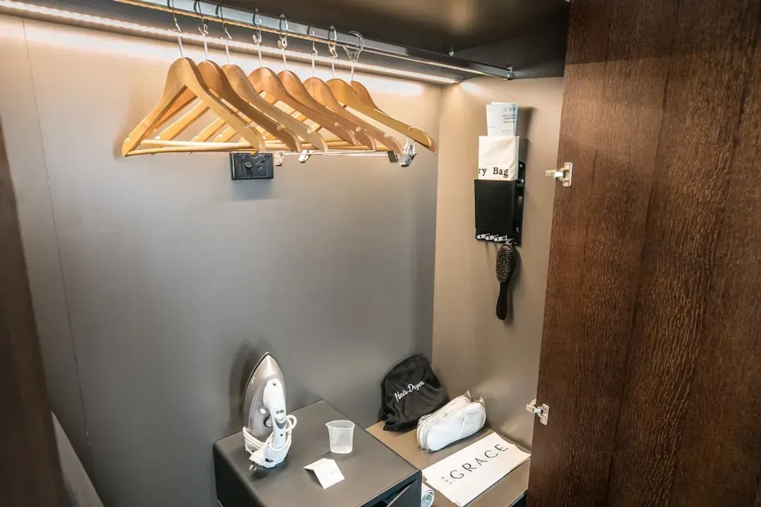 Room amenity