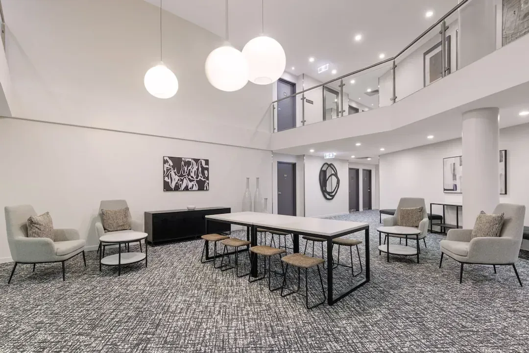 Lobby lounge