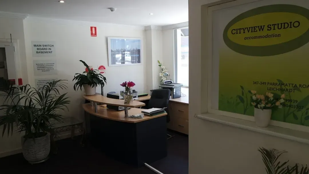 Check-in/check-out kiosk
