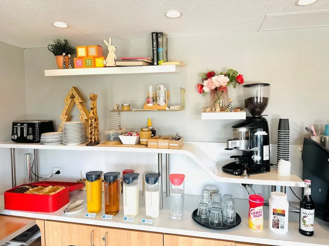 Breakfast area
