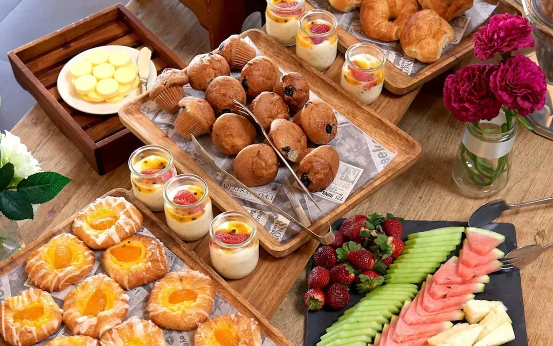 Breakfast buffet