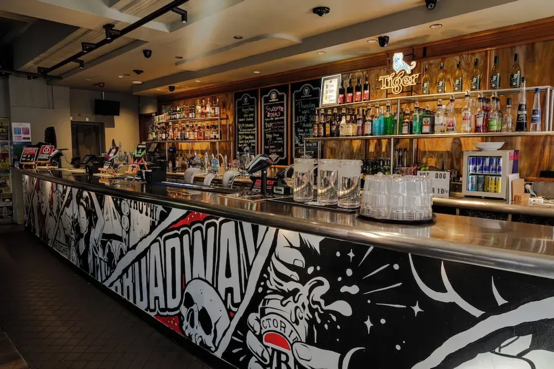Sports bar