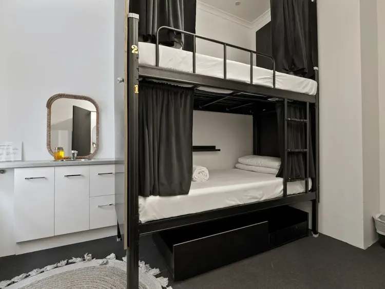 Azzurro Pod Hotel - Central Sydney 3