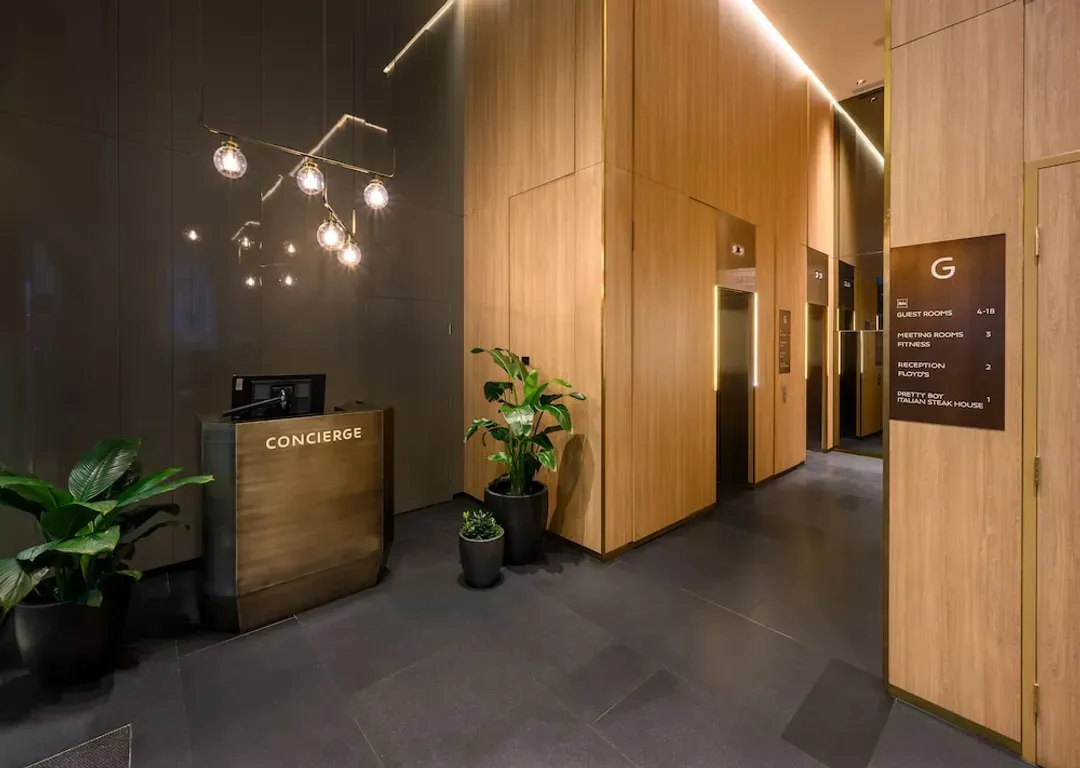 Concierge desk