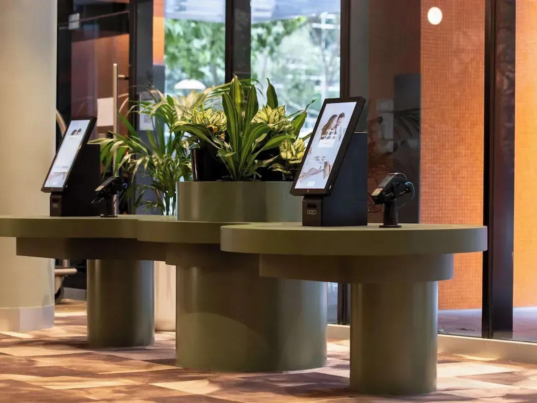 Check-in/check-out kiosk