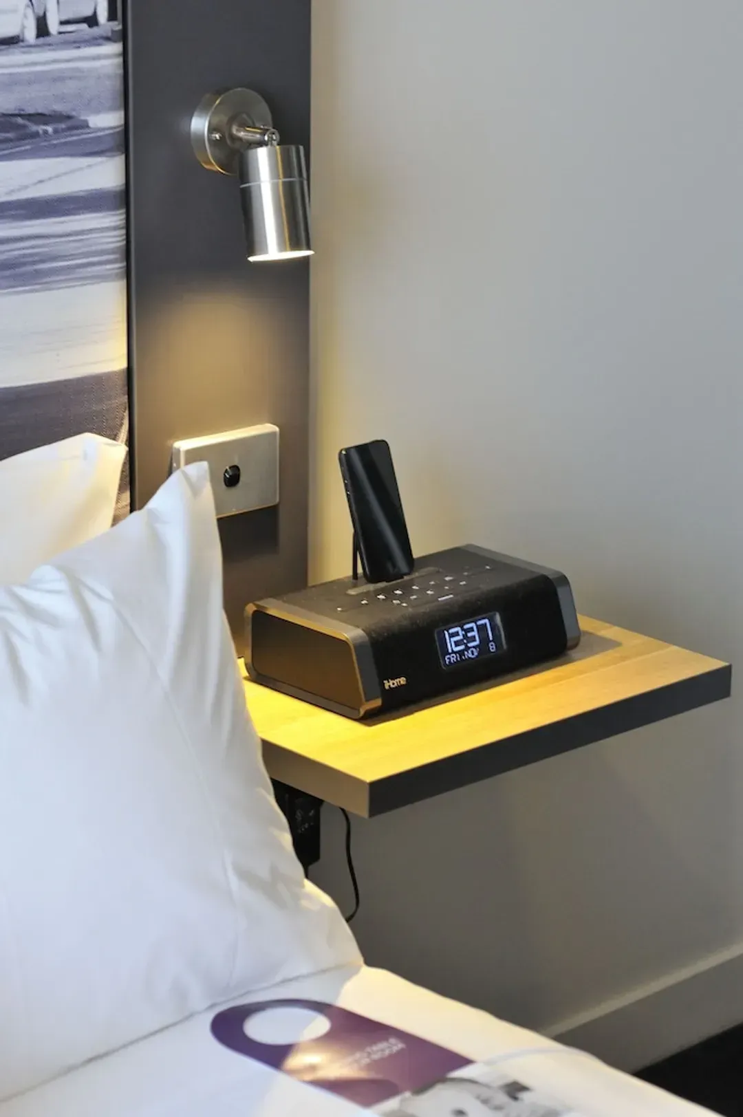 Room amenity