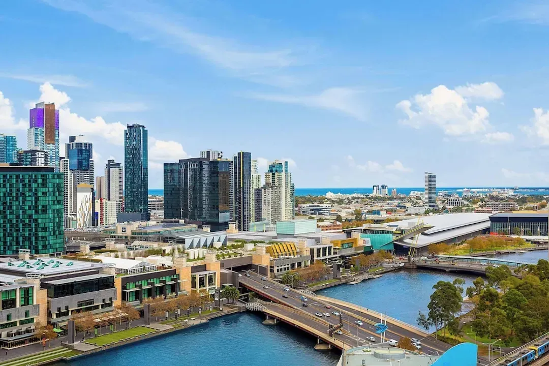 Melbourne District-Clarion Suites Gateway