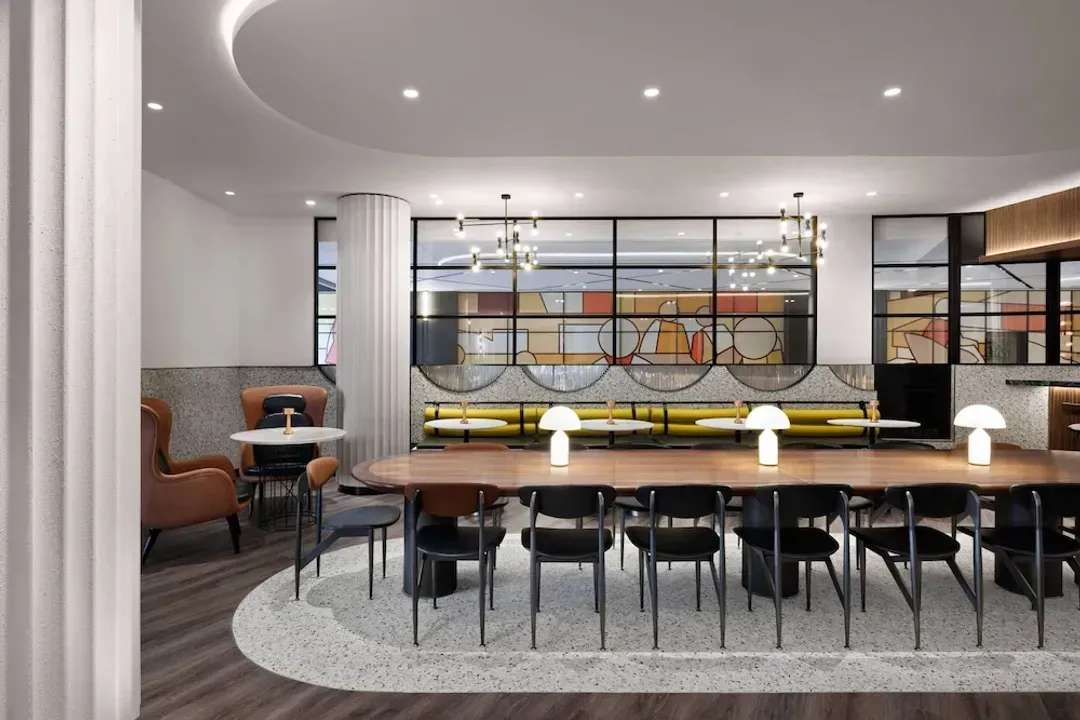 Lobby lounge
