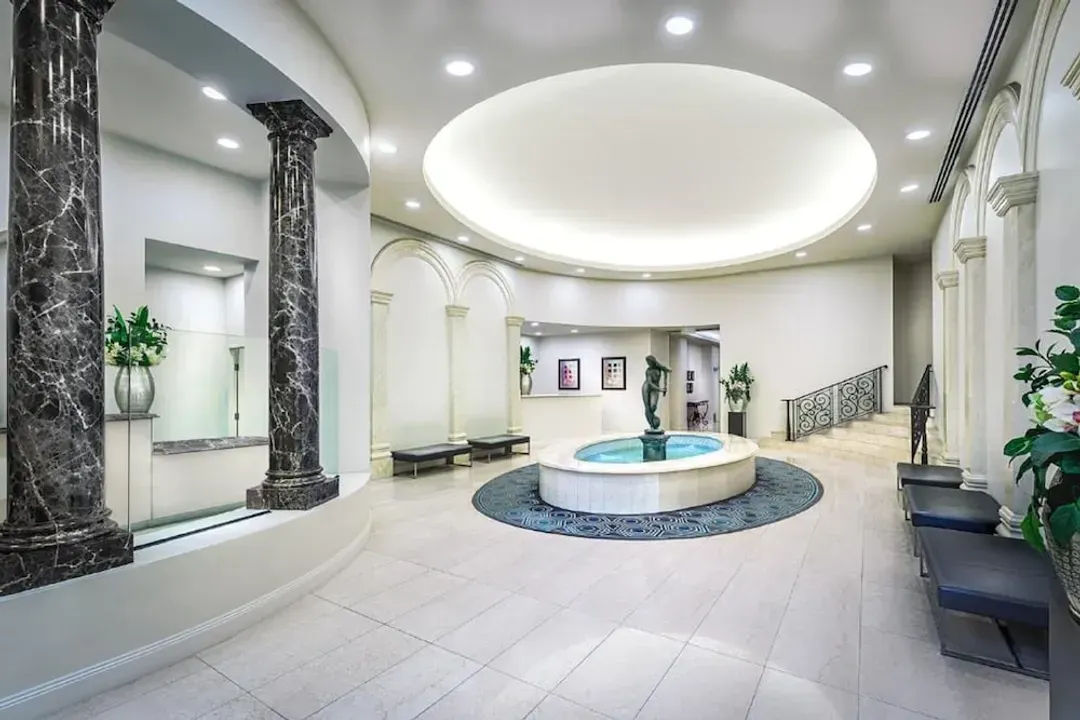 Melbourne District-Milano Serviced Apartments