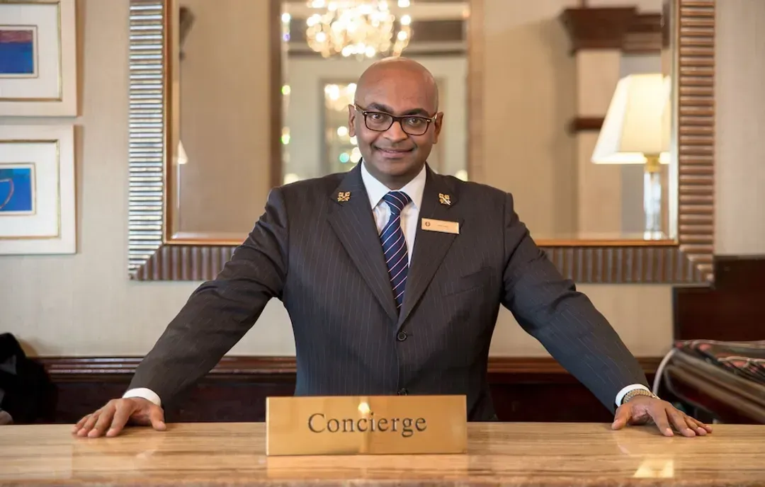 Concierge desk