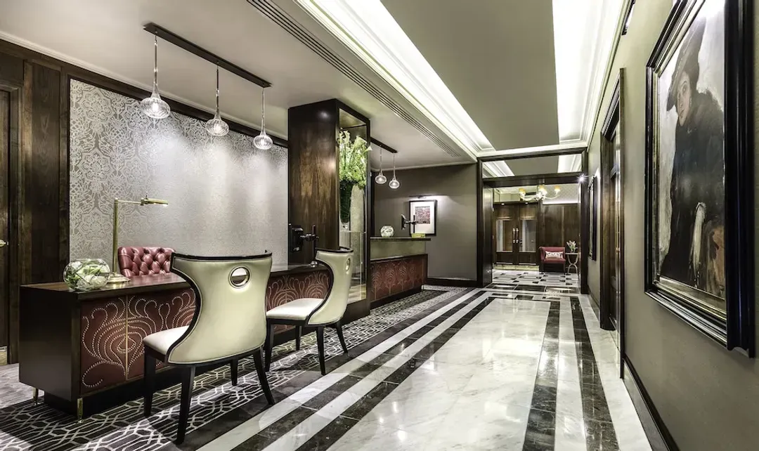 Concierge desk