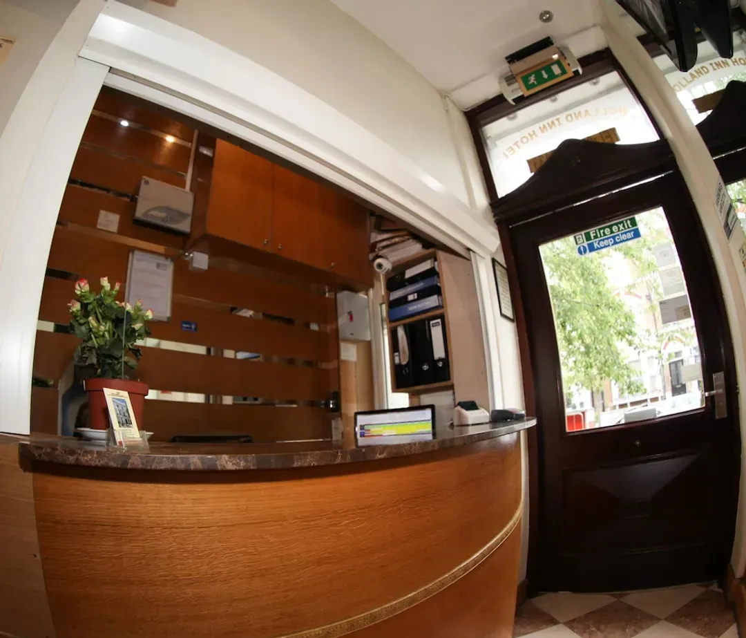 Concierge desk