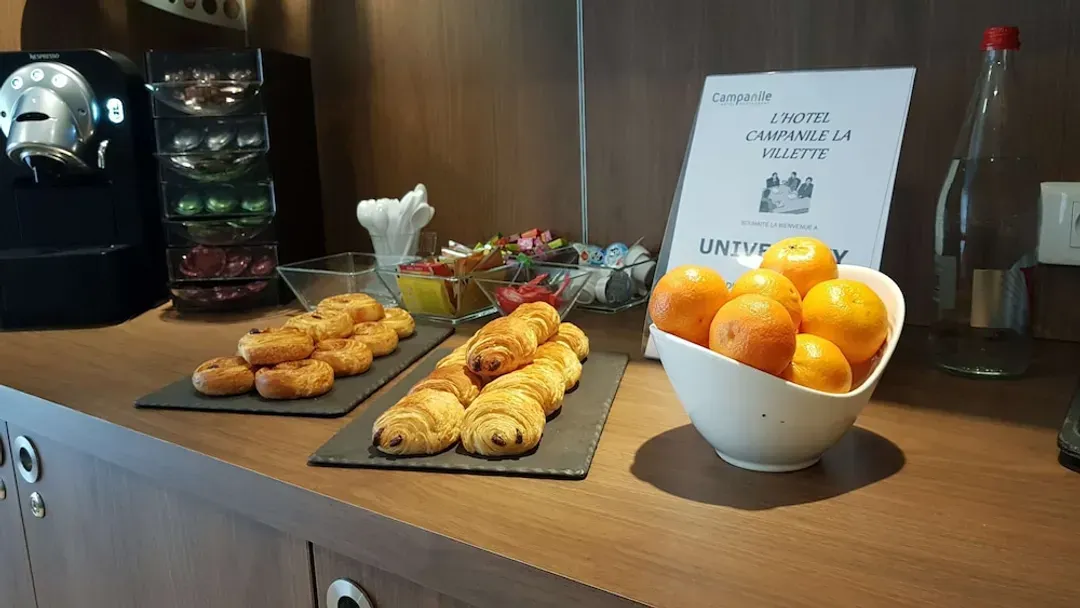 Breakfast area